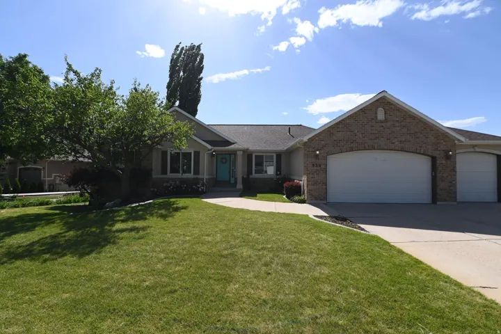 936 S Davis Creek Ln, Farmington, Utah 84025