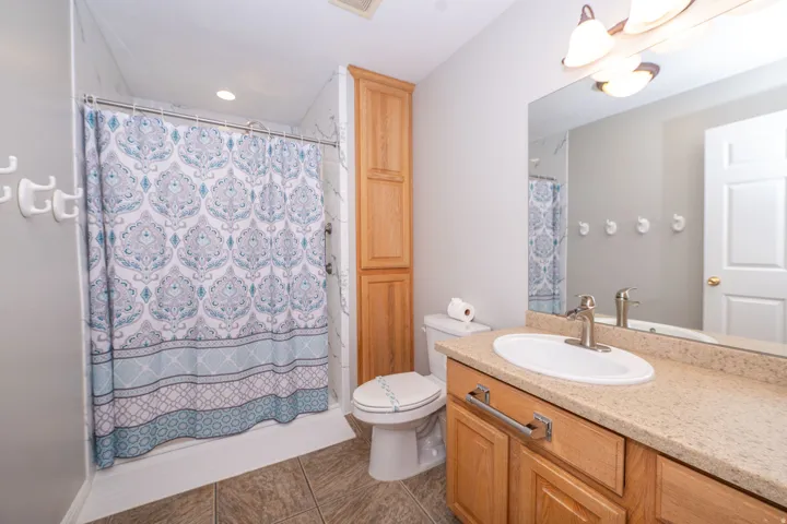 936 S Davis Creek Ln, Farmington, Utah 84025