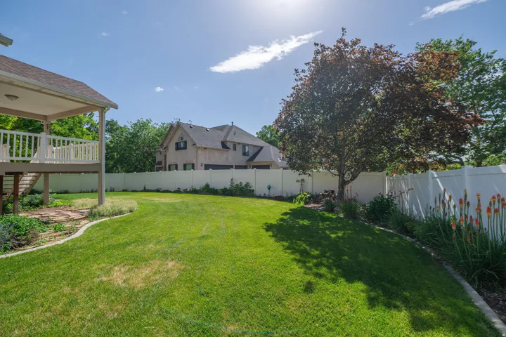 936 S Davis Creek Ln, Farmington, Utah 84025