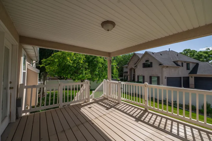 936 S Davis Creek Ln, Farmington, Utah 84025