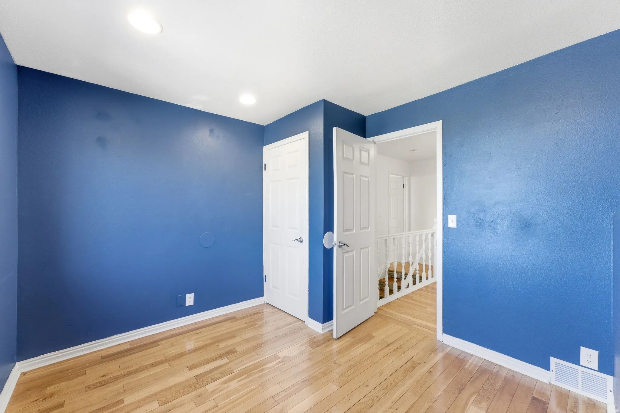 Upper level bedroom 2