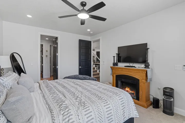 Primary suite