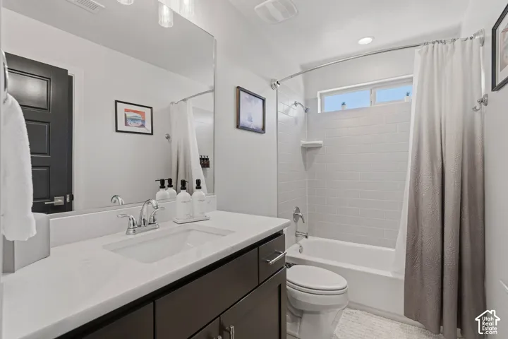 4975 N Escapes Dr, St. George, Utah 84770