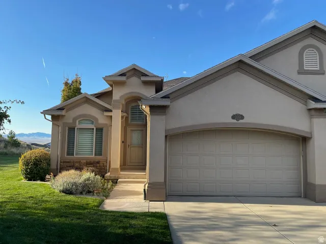 209 Edgewood Cir, North Salt Lake, Utah 84054