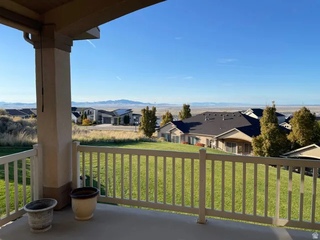 209 Edgewood Cir, North Salt Lake, Utah 84054