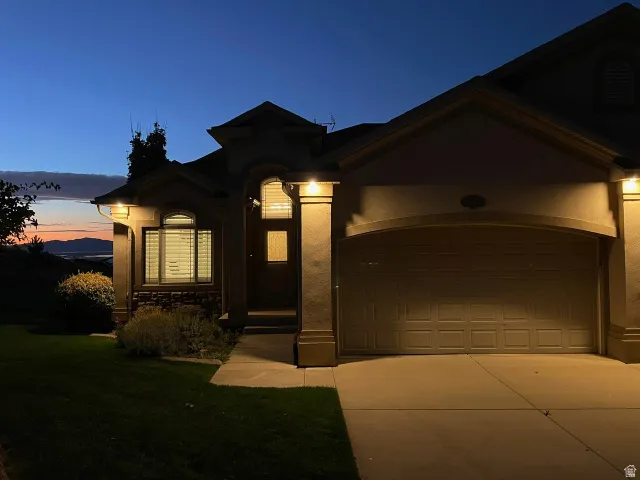209 Edgewood Cir, North Salt Lake, Utah 84054