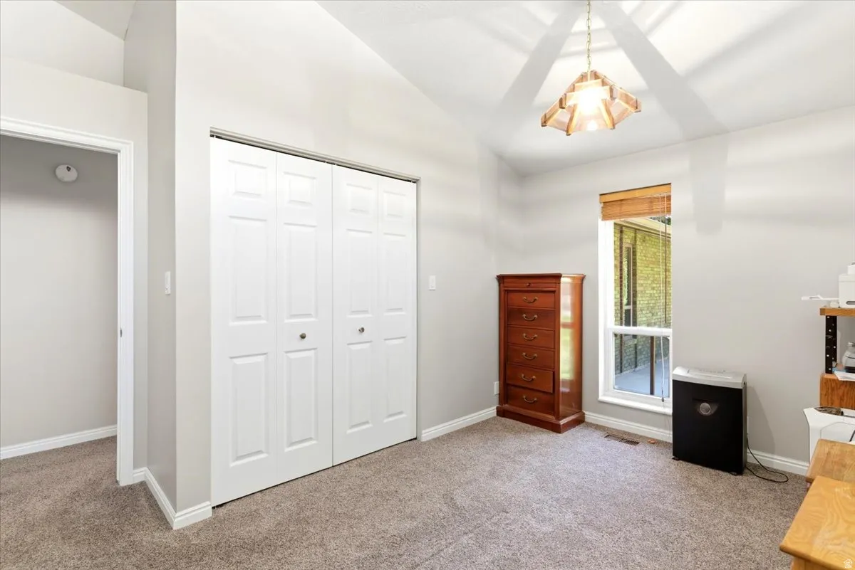 Light-filled rooms with vaulted ceilings