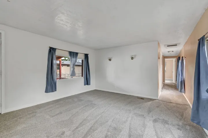 6954 S Flamingo Way, West Jordan, Utah 84084