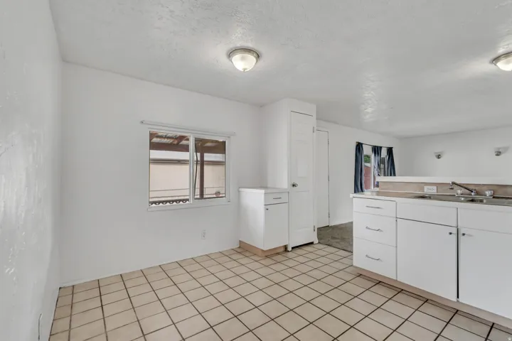 6954 S Flamingo Way, West Jordan, Utah 84084