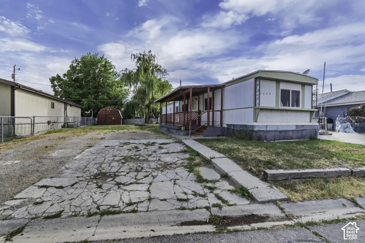 6954 S Flamingo Way, West Jordan, Utah 84084