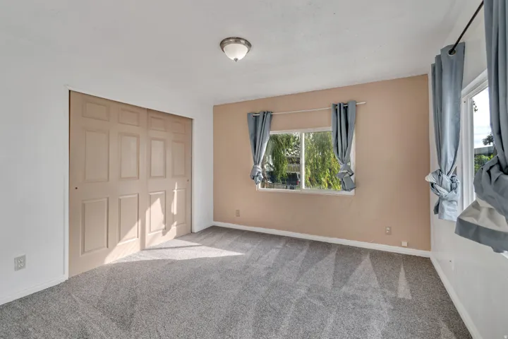 6954 S Flamingo Way, West Jordan, Utah 84084