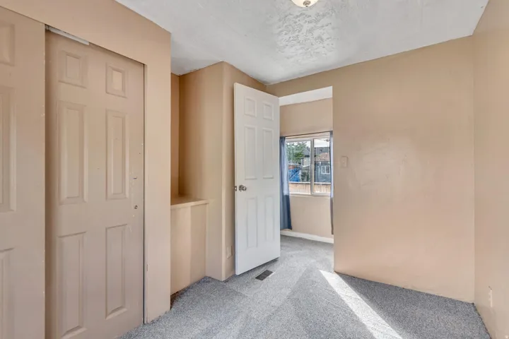 6954 S Flamingo Way, West Jordan, Utah 84084