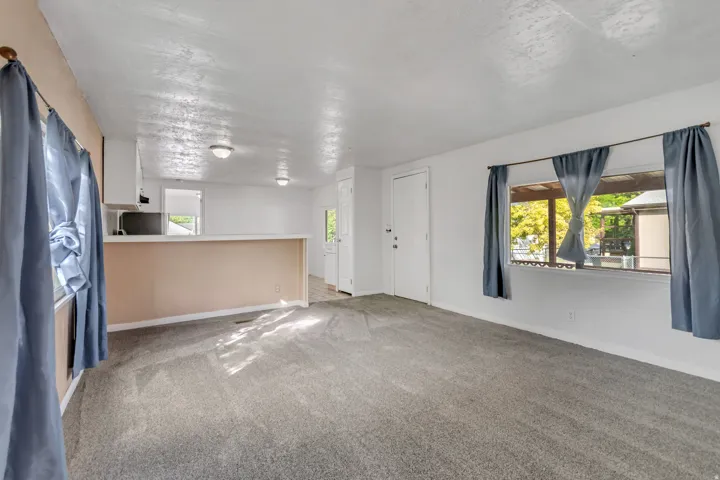 6954 S Flamingo Way, West Jordan, Utah 84084