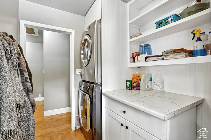 Main level Laundry area