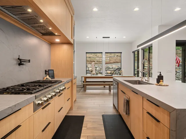 802 E Nebo Ave, North Ogden, Utah 84414