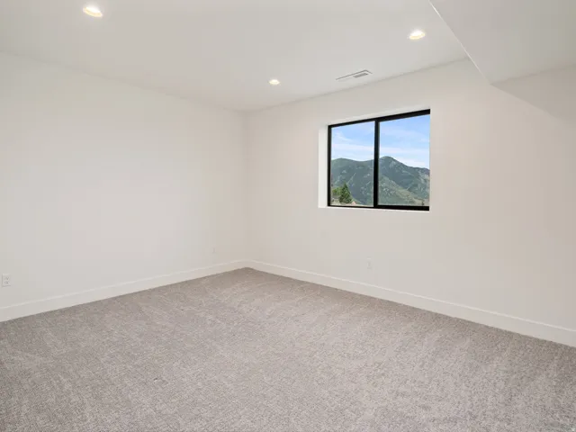 802 E Nebo Ave, North Ogden, Utah 84414