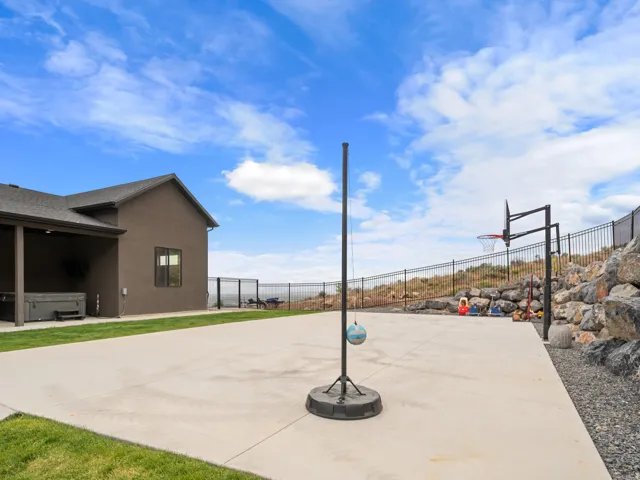 802 E Nebo Ave, North Ogden, Utah 84414
