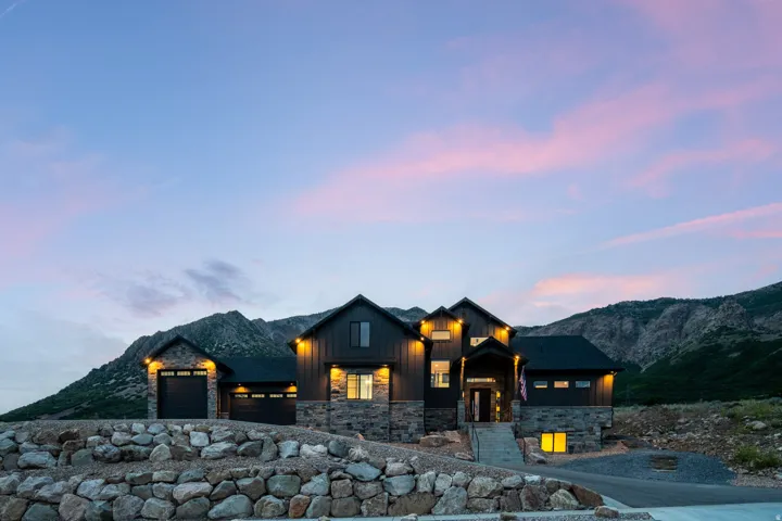 802 E Nebo Ave, North Ogden, Utah 84414