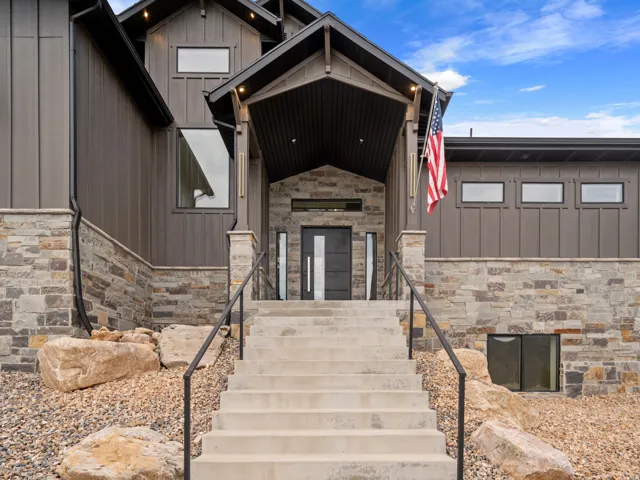 802 E Nebo Ave, North Ogden, Utah 84414