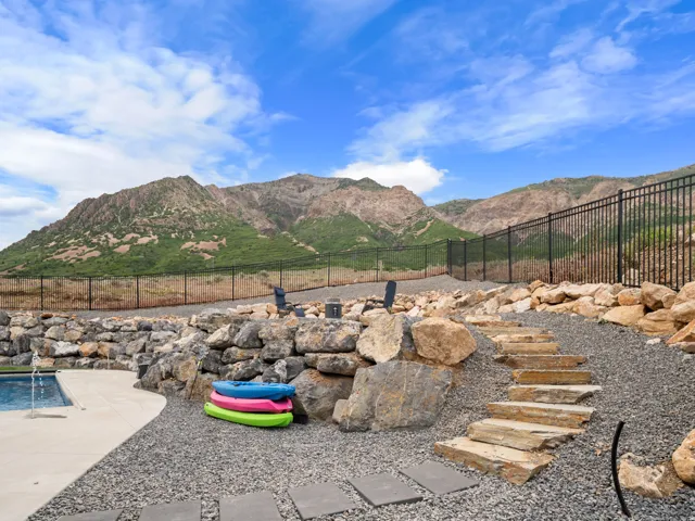 802 E Nebo Ave, North Ogden, Utah 84414