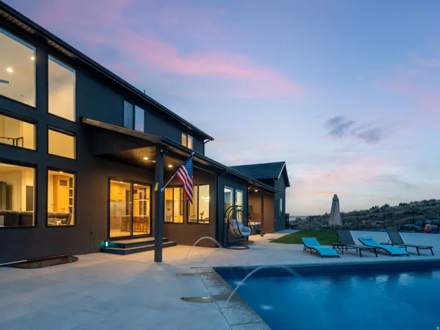 802 E Nebo Ave, North Ogden, Utah 84414