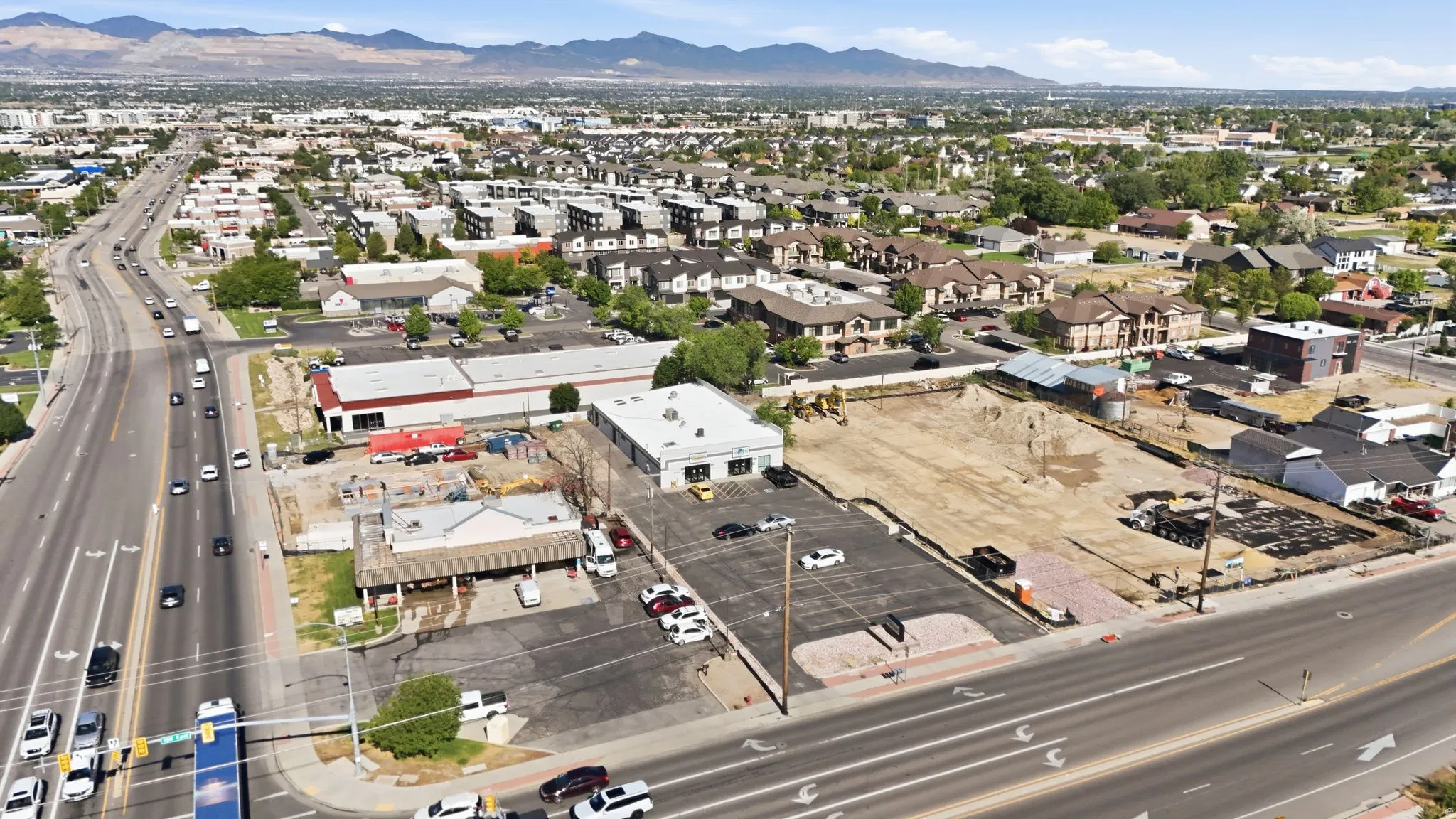 Expansive commercial parcel featuring significant road frontage