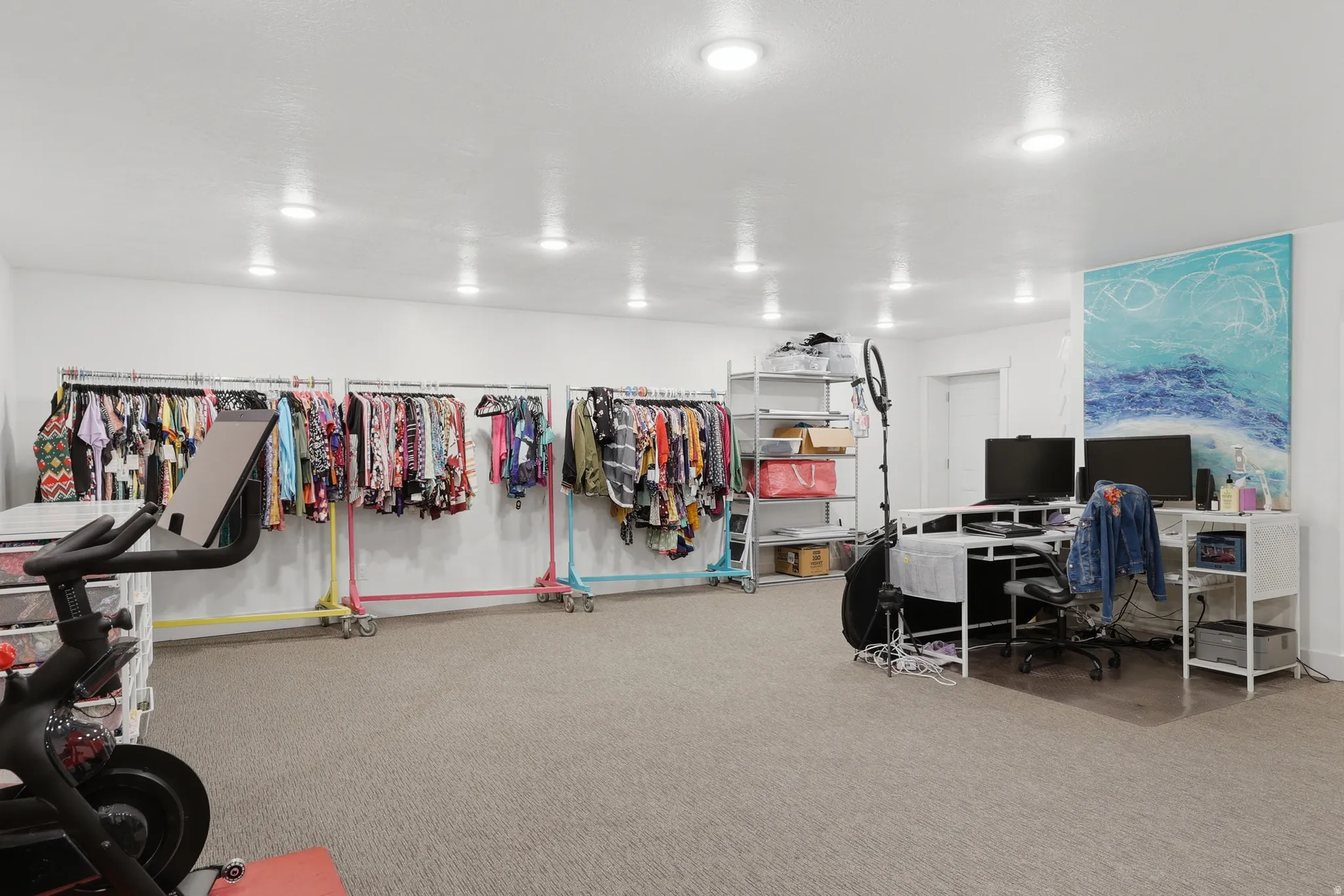 Flex Room, Spacious room featuring neutral carpeting and white walls