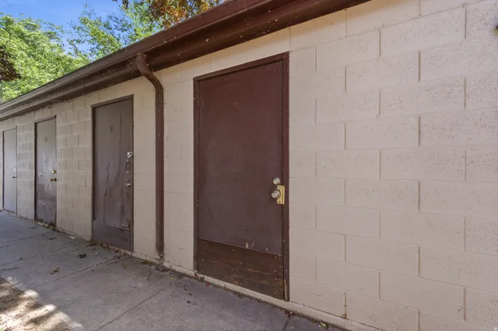Exterior storage units