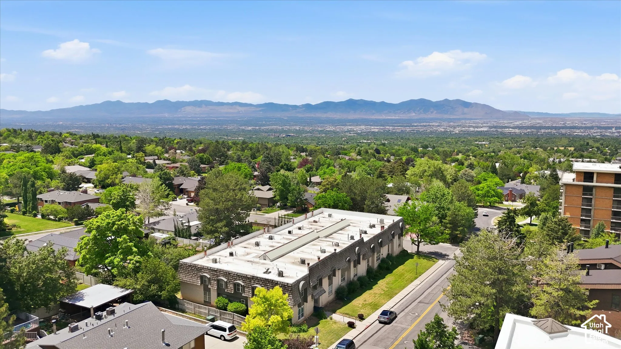 Nestled at the base of the breathtaking Wasatch Mountains in a prestigious area. Ideally located near the University of Utah, Primary Children's Hospital, Hogle Zoo, Emigration Canyon, and miles of world-class hiking and biking trails, you'll enjoy one of