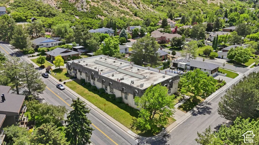 Nestled at the base of the breathtaking Wasatch Mountains in a prestigious area. Ideally located near the University of Utah, Primary Children's Hospital, Hogle Zoo, Emigration Canyon, and miles of world-class hiking and biking trails, you'll enjoy one of
