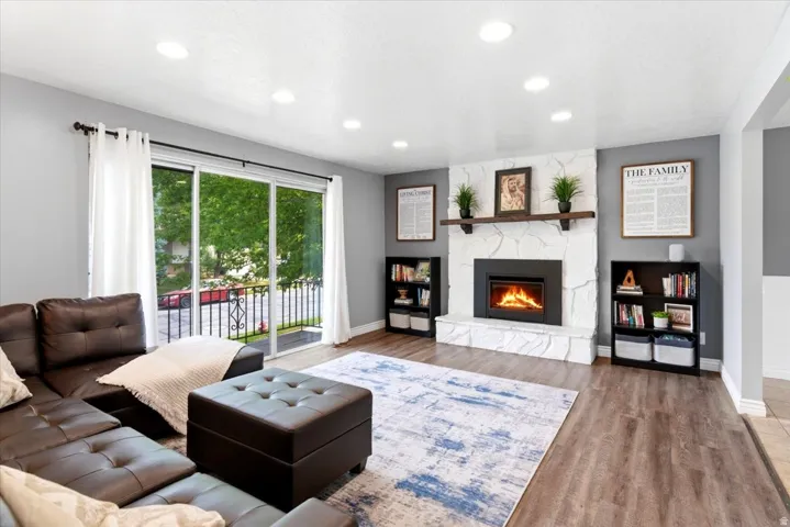 42 E Bonita Way, Centerville, Utah 84014