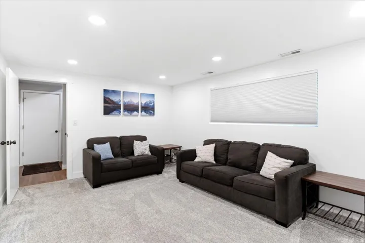 42 E Bonita Way, Centerville, Utah 84014