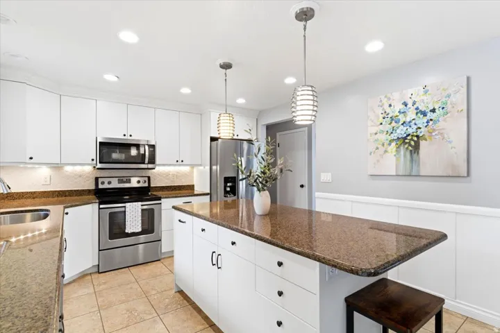 42 E Bonita Way, Centerville, Utah 84014