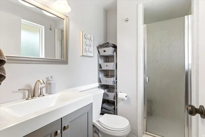42 E Bonita Way, Centerville, Utah 84014