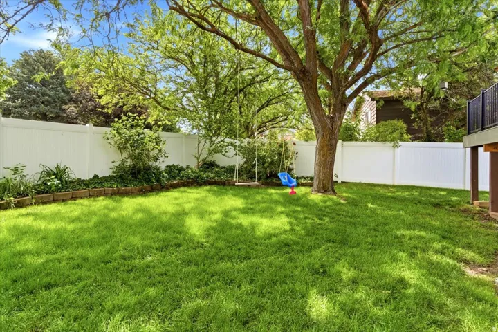 42 E Bonita Way, Centerville, Utah 84014