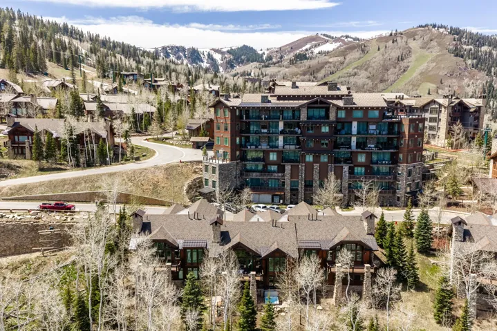 7726 Village Way, Park City, Utah 84060