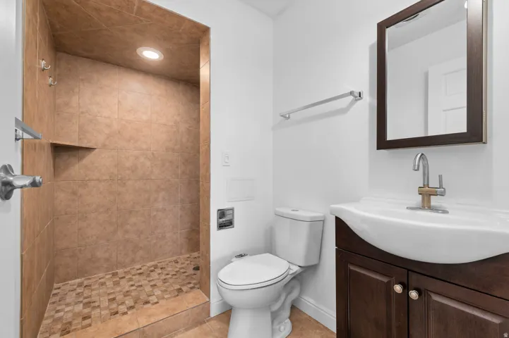 745 E Three Fountains Cir #43, Salt Lake City, Utah 84107