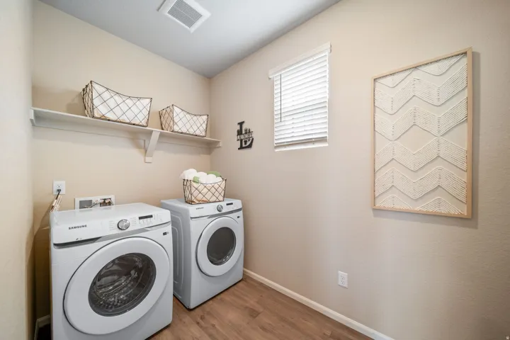76 N Provo River Rd, Saratoga Springs, Utah 84045