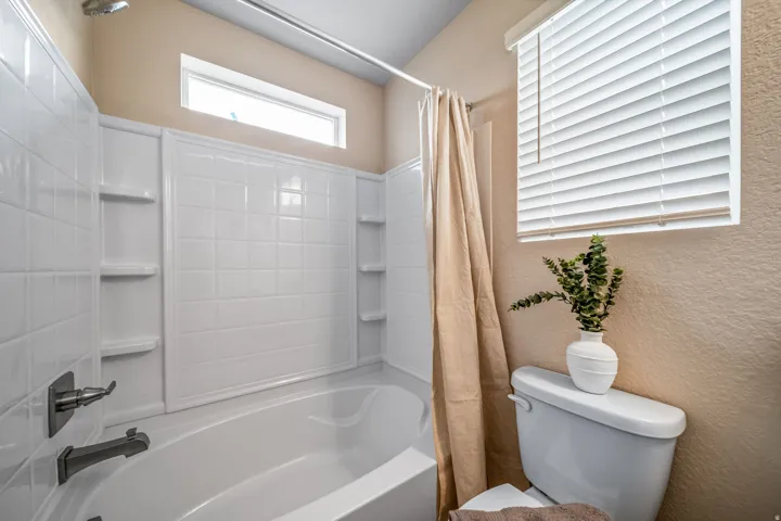 76 N Provo River Rd, Saratoga Springs, Utah 84045