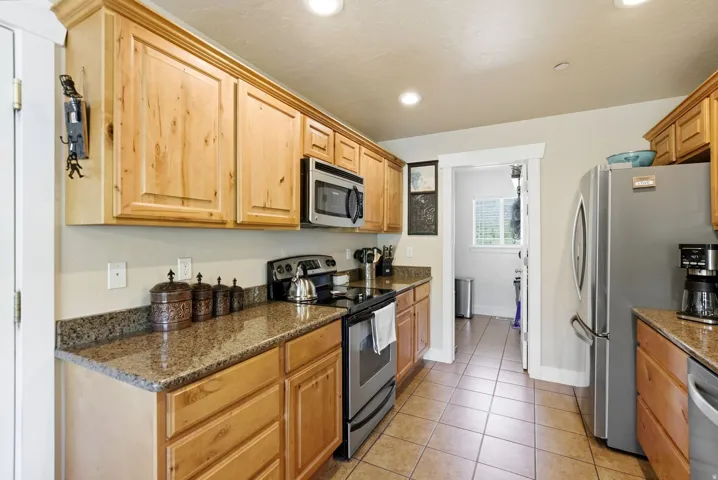 8374 E Lake Dr, Heber City, Utah 84032
