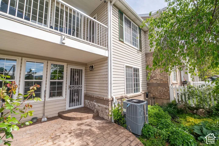 83 W 200 N, Centerville, Utah 84014