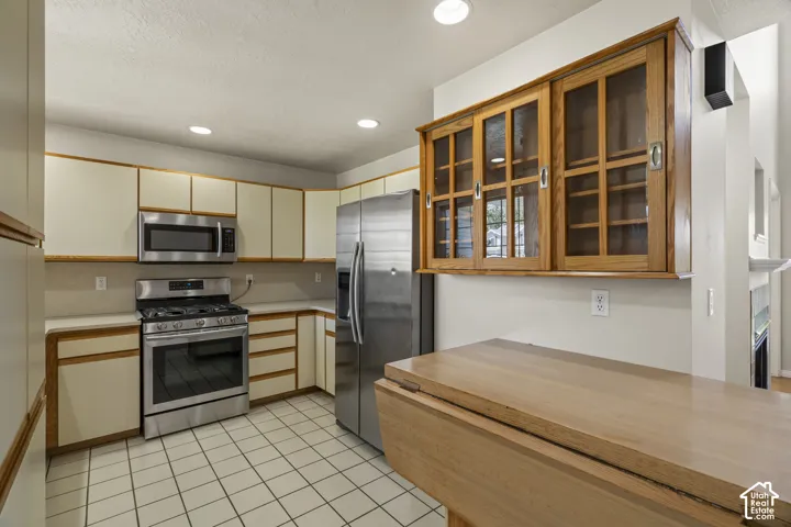 83 W 200 N, Centerville, Utah 84014