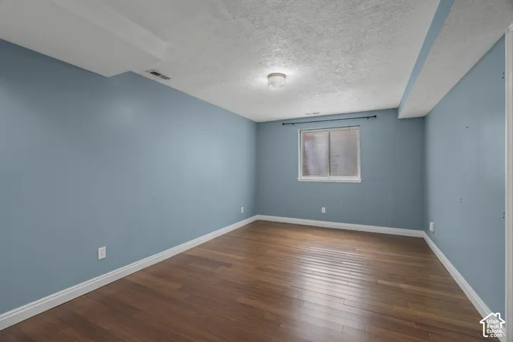 83 W 200 N, Centerville, Utah 84014
