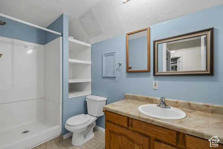 Bathroom 4
