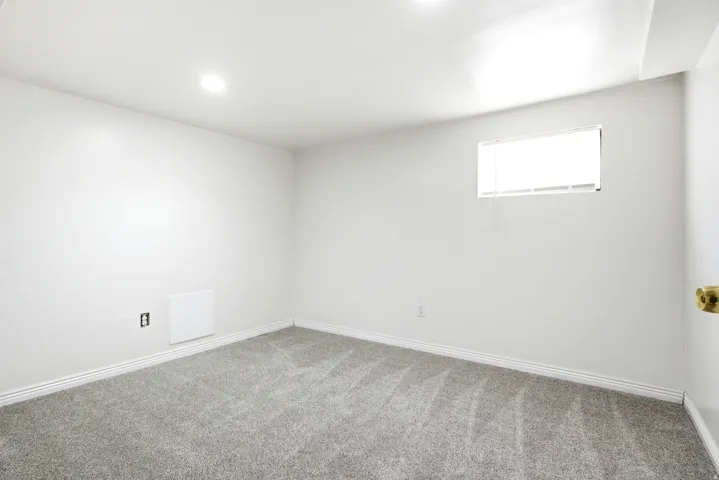 Empty room