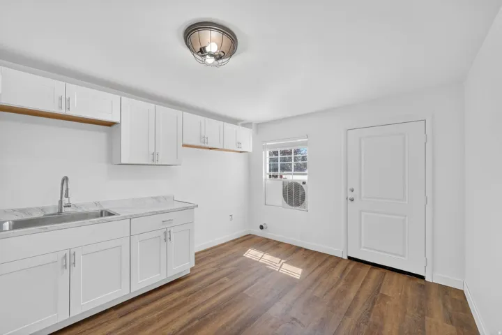 2330 E Heritage Way, Salt Lake City, Utah 84109