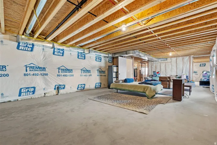 7967 N Spring Valley Ln #321, Lake Point, Utah 84074