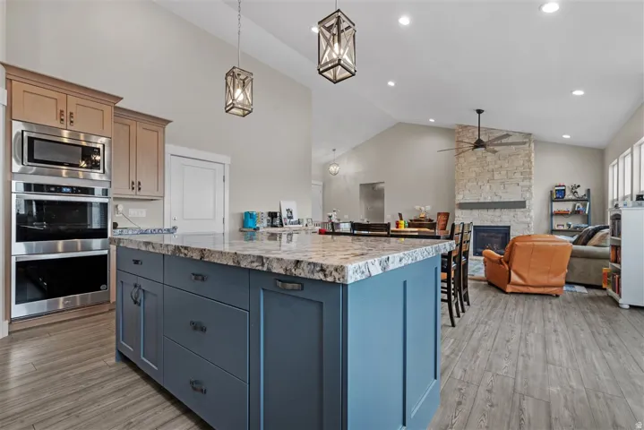 7967 N Spring Valley Ln #321, Lake Point, Utah 84074