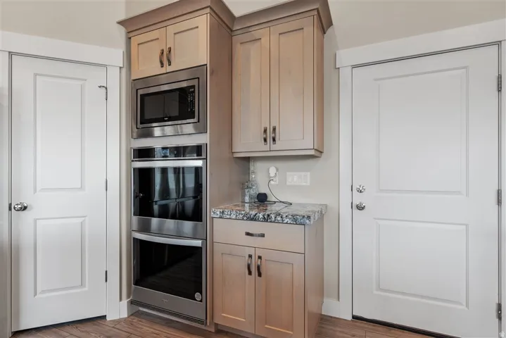 7967 N Spring Valley Ln #321, Lake Point, Utah 84074