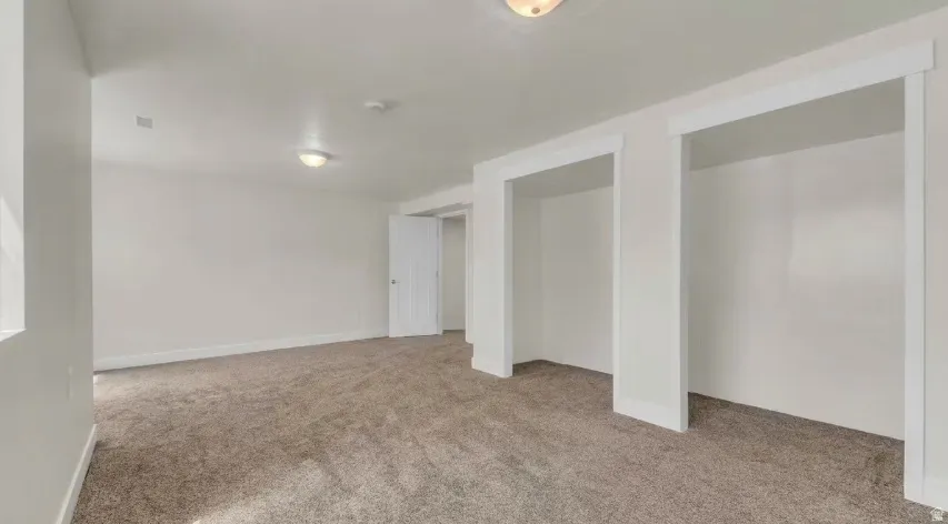**Image has been virtually staged to remove homeowner items.**